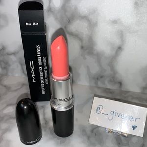 NIB REEL SEXY Amplified Lipstick MAC